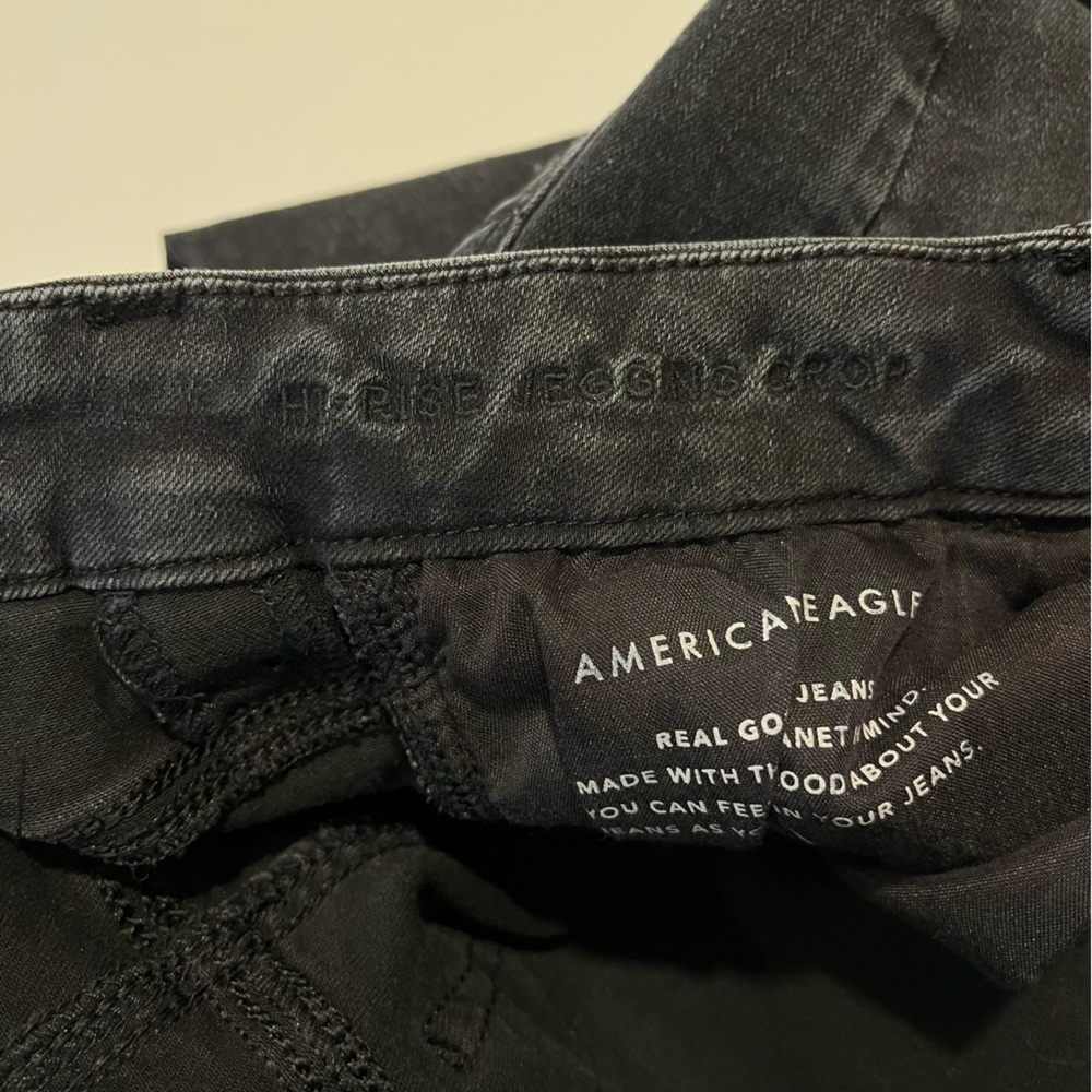 AE Forever Soft Ripped High-Rise Jegging Crop. Always Black. Size 6. NWOT. - Picture 9 of 9